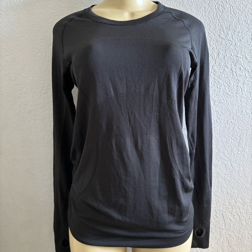 LuLulemon long sleeve top